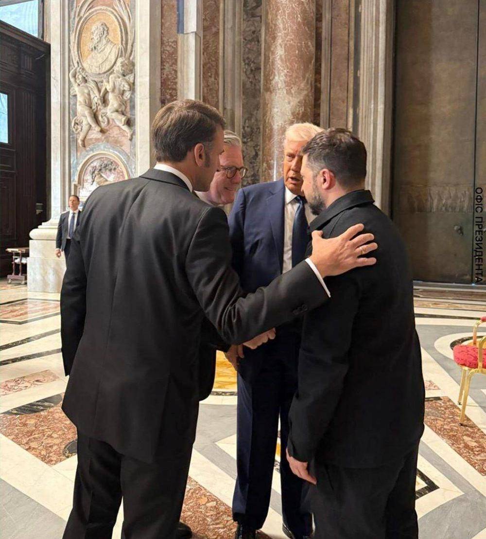 皇冠信用网平台开户_马克龙称泽连斯基重申乌克兰已准备好实现无条件停火