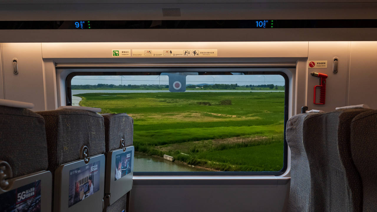 皇冠登一登二登三区别_已有四个高铁站的深圳皇冠登一登二登三区别，还要再建一个更大的