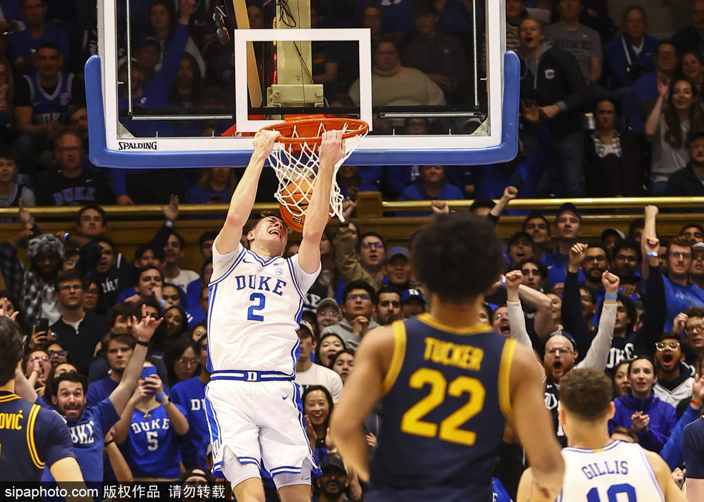 皇冠代理登1,2,3_2025 NBA自由市场：湖人再组豪华阵容皇冠代理登1,2,3，火箭豪赌杜兰特引爆全联盟